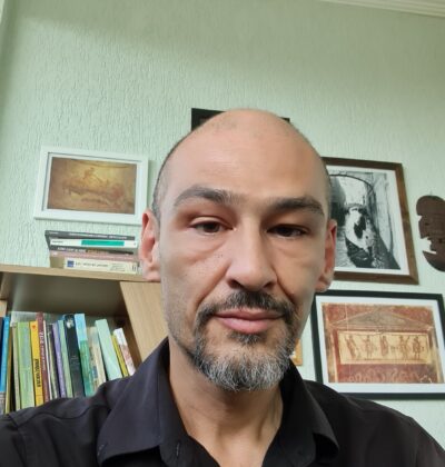 “Epidemia no país criou gigantesca demanda assistencial em saúde mental”, diz psiquiatra