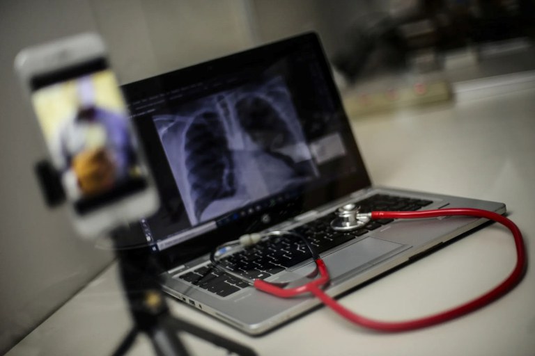 Ministério da Saúde alerta municípios sobre prazo para comprovação de instalação de Kits de Telessaúde