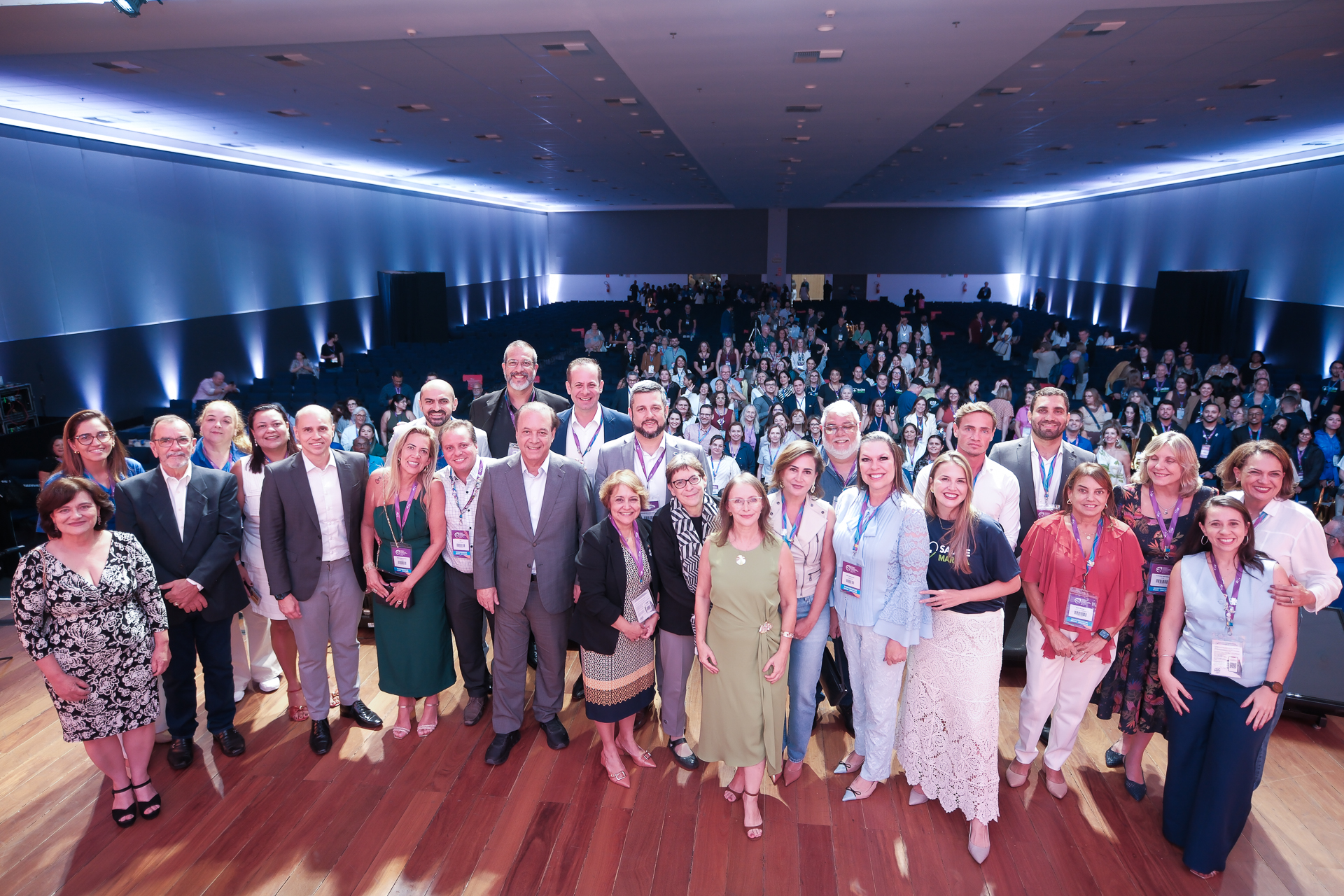 Congresso é oficialmente aberto com a presença de autoridade municipais, estaduais e federais