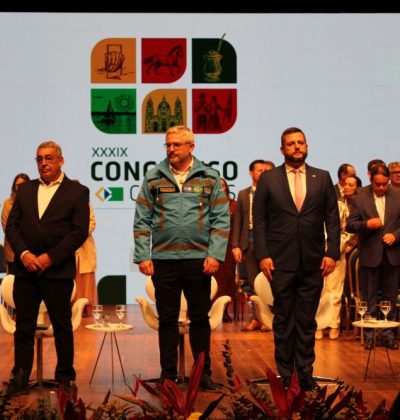 COSEMS/SP marca presença na abertura oficial do 39º Congresso do CONASEMS