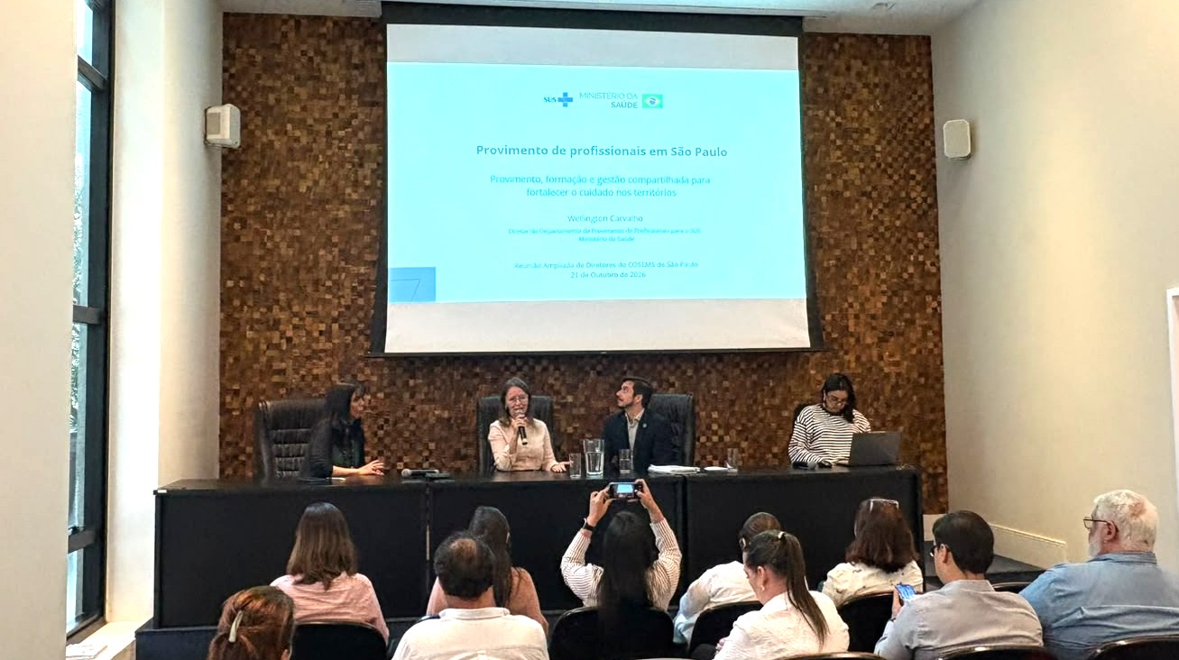 COSEMS/SP reúne gestores e representantes do Ministério da Saúde e do Estado para discutir o Mais Médicos