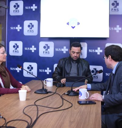 Adriana Martins participa do Saiba a Fundo Podcast e debate gestão integrada do SUS